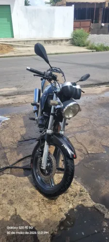 Vendo e troco  moto revisada no ponto de transferência,