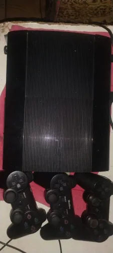 Ps3 desbloqueado vários jogos três controles