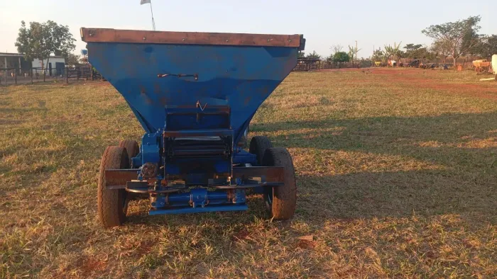 Distribuidora 7500 kilos 