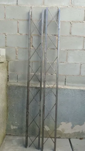 Treliça estrutural para telhado