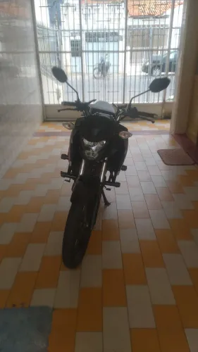 Titan 160