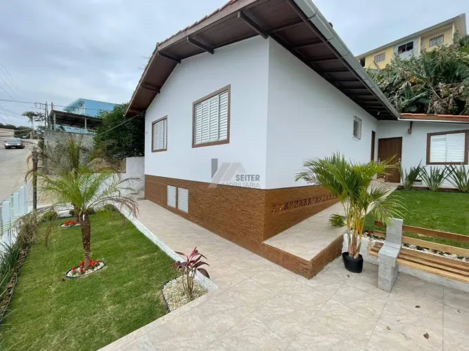 Casa Para Alugar na Carvoeira