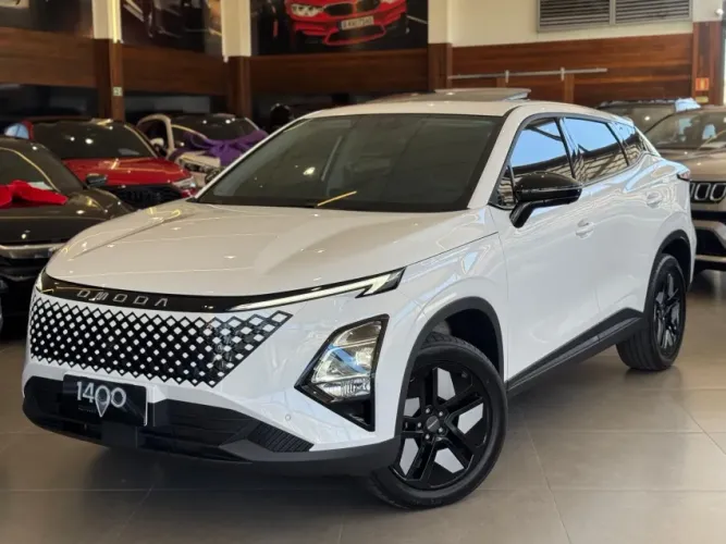 Omoda 5 Luxury 1.5 TB FWD 2026