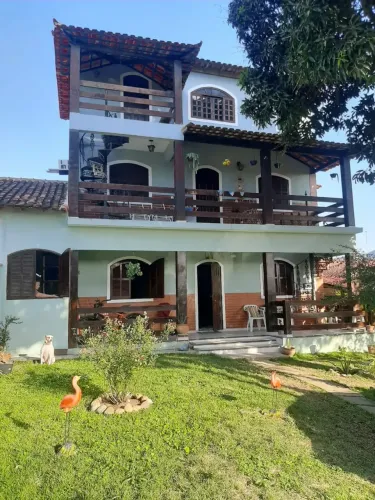 Casa de 3 andares à venda no condomínio lago do paraíso:
