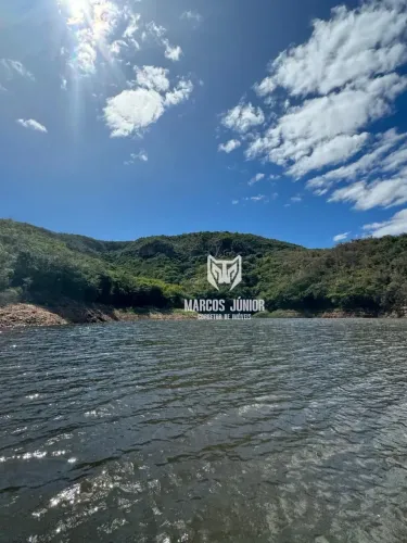 FAZENDA NAS MARGENS DA BARRAGEM DE IRAPE MG COM QUARTIZITO PROCESSO DE MINERAÇÃO DOCUMENTA