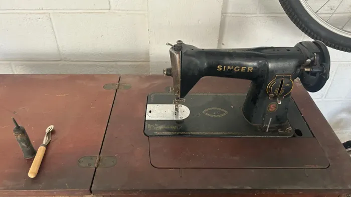 Máquina de costura antiga