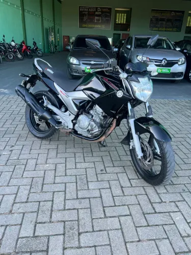 YAMAHA FAZER 250c