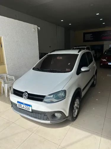 Volkswagen Crossfox 1.6 MI Total Flex 8V 5P 2014