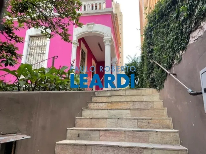 CASA ASSOBRADADA - CONSOLAÇÃO - SP