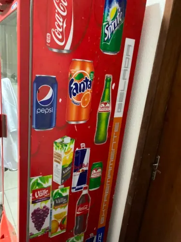 Freezer Coca-Cola