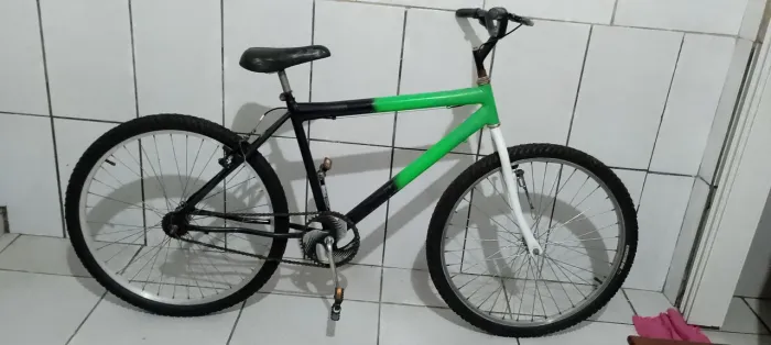 VENDO BICICLETA valor 150 reais retirar no Wanderley Dantas