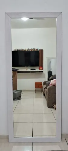 Espelho grande