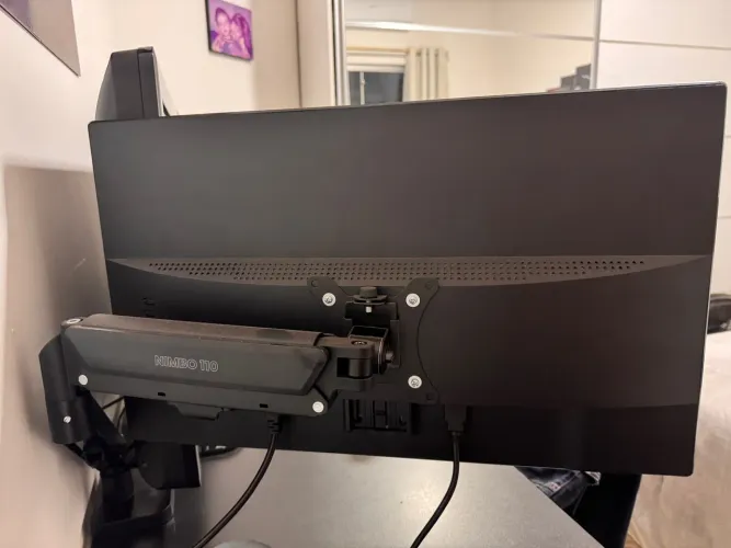 Monitor + Suporte Articulado