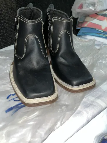 Botina couro legítimo N40 estilo contry