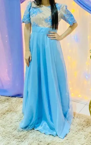 Vestido de festa longo - Azul Serenite (PREÇO NEGOCIÁVEL)