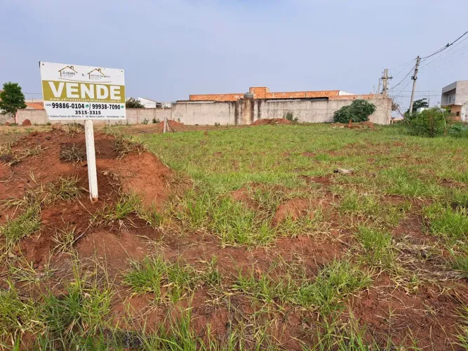 Lote de terreno esquina no bairro Terras de Santa Maria em Hortolândia