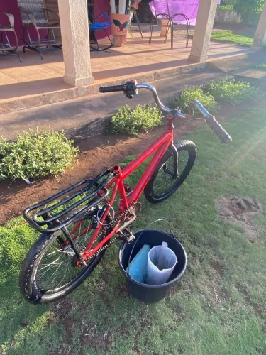 Bicicleta aro 20 montadinha