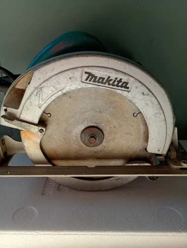 Serra Circular Makita 5902B 235mm 1650W