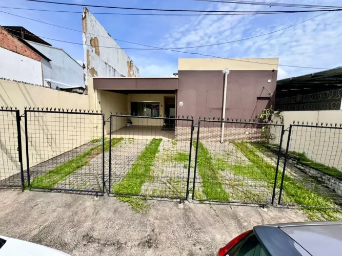 Imóvel para aluguel tem 250 metros quadrados com 4 quartos em Nossa Senhora das Graças - M