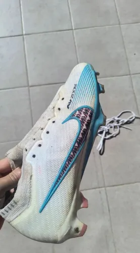 Chuteira nike air zom Primeira linha 39