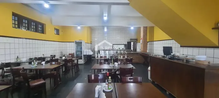 Ponto comercial para locação com 175 m² no bairro Vila São Geraldo em Taubaté/SP