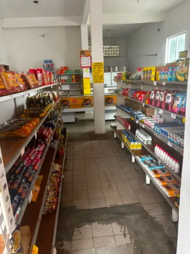 Passo mercadinho em funcionamento