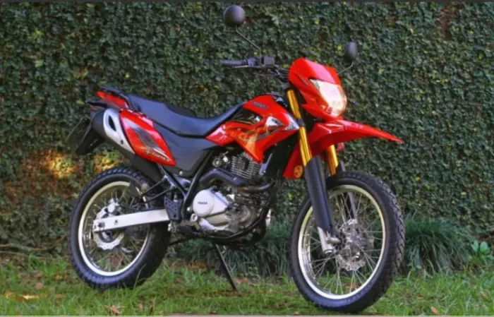 TRAXX 250 EM OTIMO ESTADO