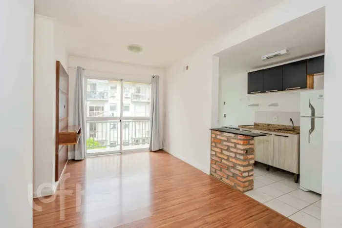 Apartamento de 50m² no Camaquã com 2 Dormitórios e 1 Vaga