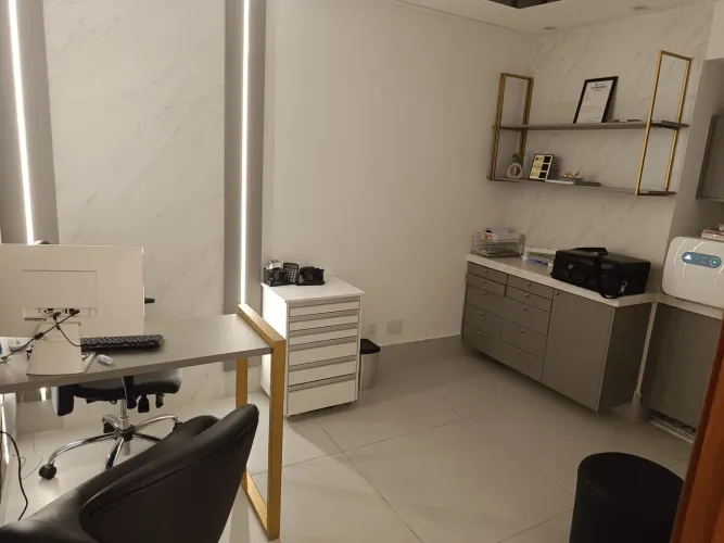 Alugo sala de atendimento para profissionais liberais