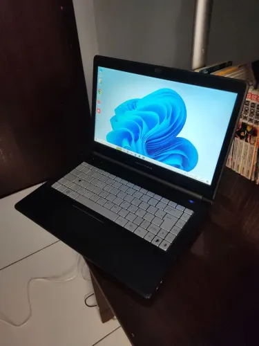 Notebook Premium i3 com SSD