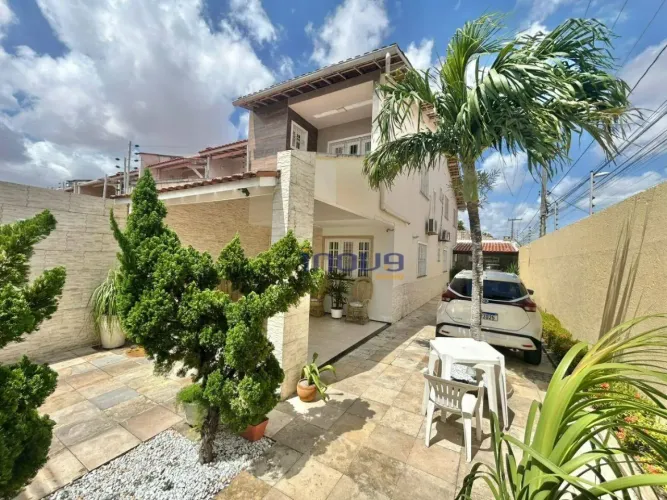 Casa com 4 dormitórios à venda, 140 m² por R$ 880.000,00 - Maraponga - Fortaleza/CE