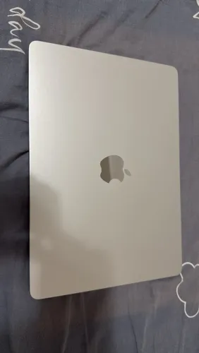 MacBook Air 13 polegadas chip m5 16GB/1TB Silver Garantia valida até 12 de julho de 2027