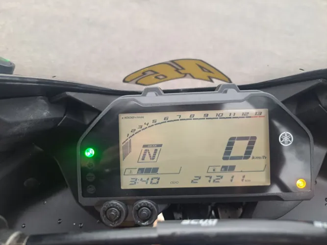 Vendo Yamaha R3 2021/2022 | Edição Especial Monster 21.000