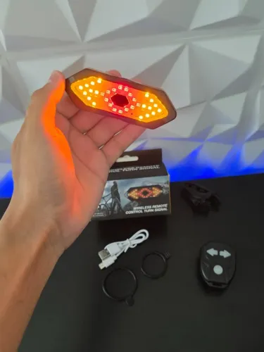 Luz Seta em Led para bicicleta com controle remoto e efeito sonoro
