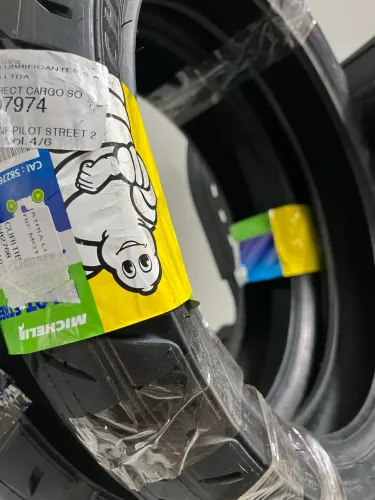 Pneu Michelin Pilot Street 2 novo, nunca usado