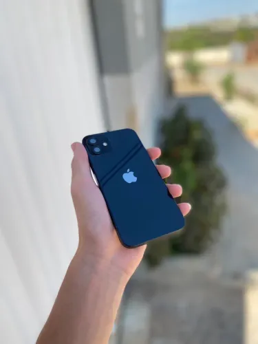 iPhone 12