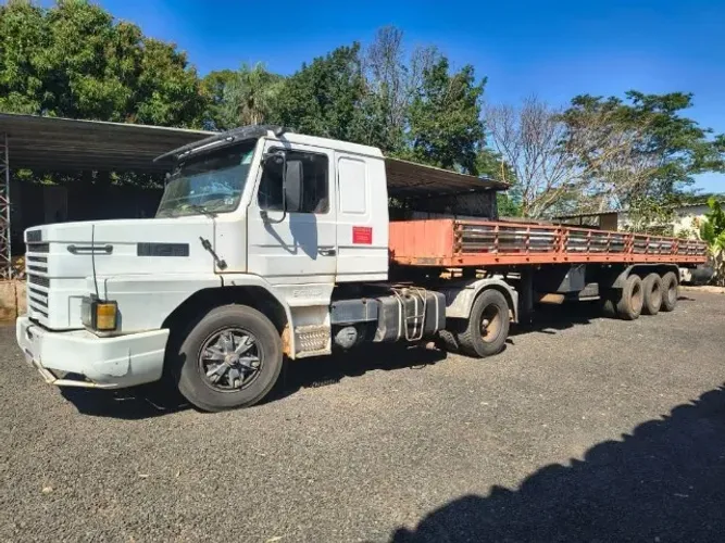 Scania T112 1988 Branca + Carreta 1989 Carga Aberta 3 Eixos (Assoalho Chapeado)
