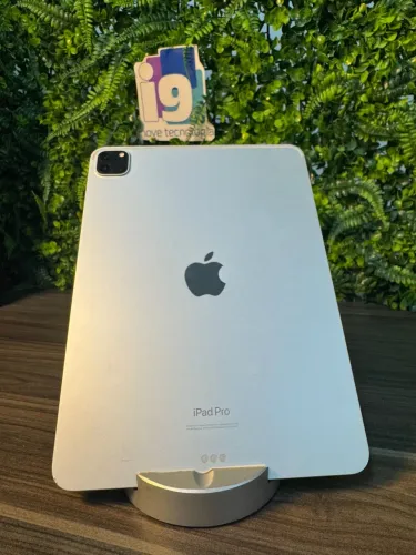 iPad Pro 4a geração  Wi-Fi Chip M2 128GB Cor Silver 