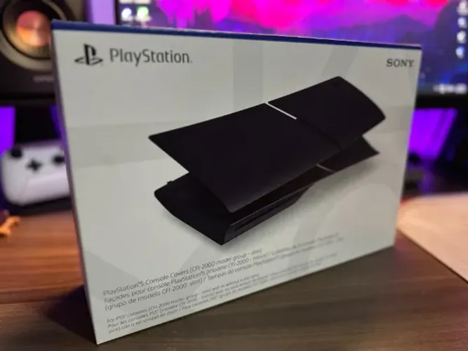 Tampa Oficial para PlayStation 5 Slim - Midnight Black - Nova/Lacrada