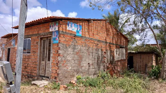 Vende-se terreno barato