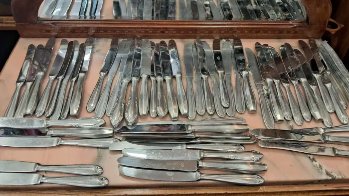 Facas inox marcas modelos diversos 58 unidades 