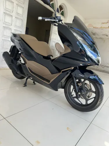 PCX DLX 4 MIL KM (ÚNICO DONO) 