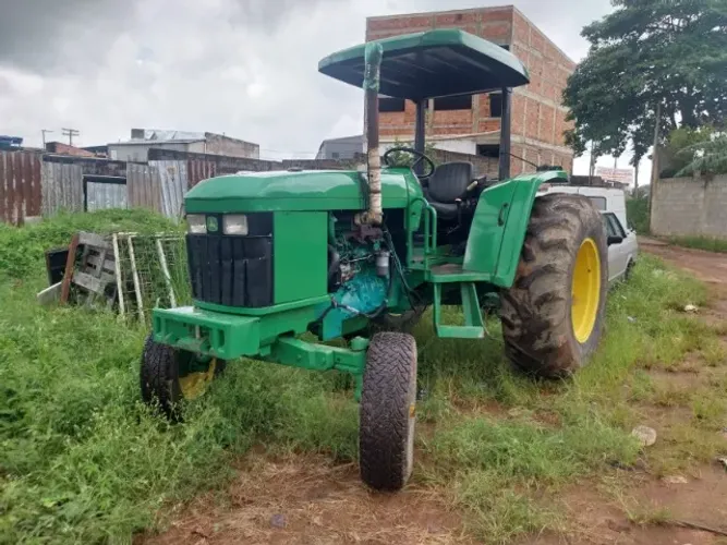 Trator John Deere 2006