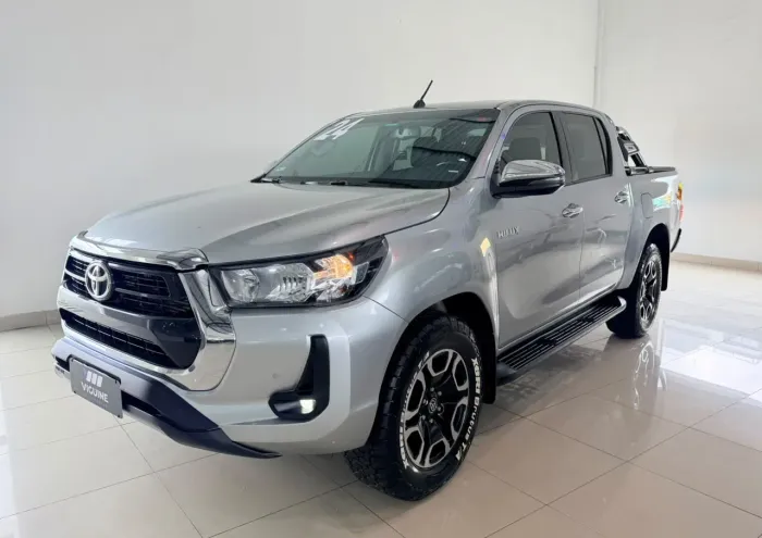 Toyota Hilux CD SRV 4X4 2.8 TDI Diesel Aut. 2024