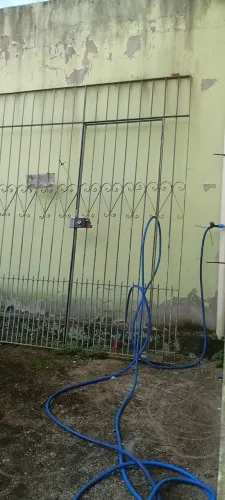 Vendo Portão de garagem