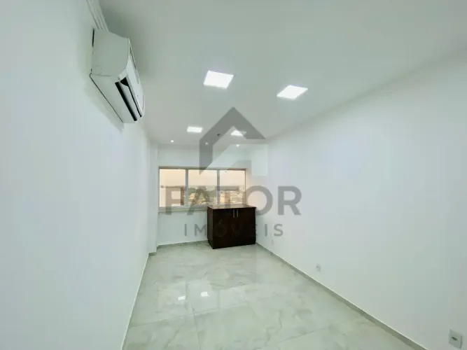 Sala para locação no Top Commerce, Centro, Nova Iguaçu, RJ