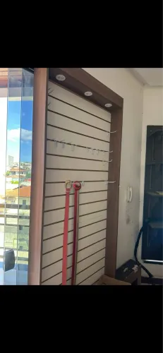 Painel expositor/ móvel de parede