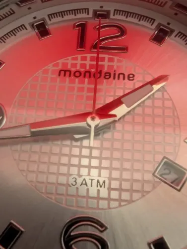 Relógio Mondaine Original - Elegância que combina com qualquer ocasião.
