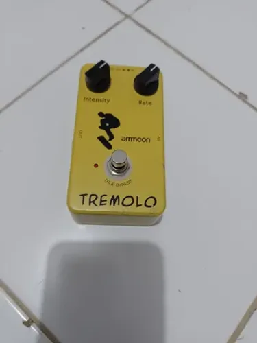 Pedal tremolo Ammoon para guitarra