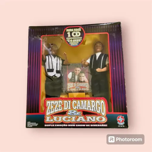 Antigo boneco Zezé di Camargo e Luciano 